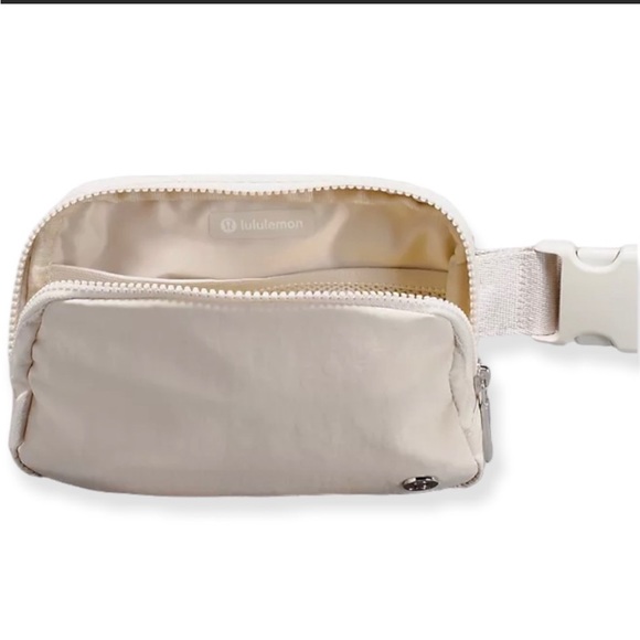 Lululemon Everywhere Belt Bag - White Opal - Picture 2 of 6